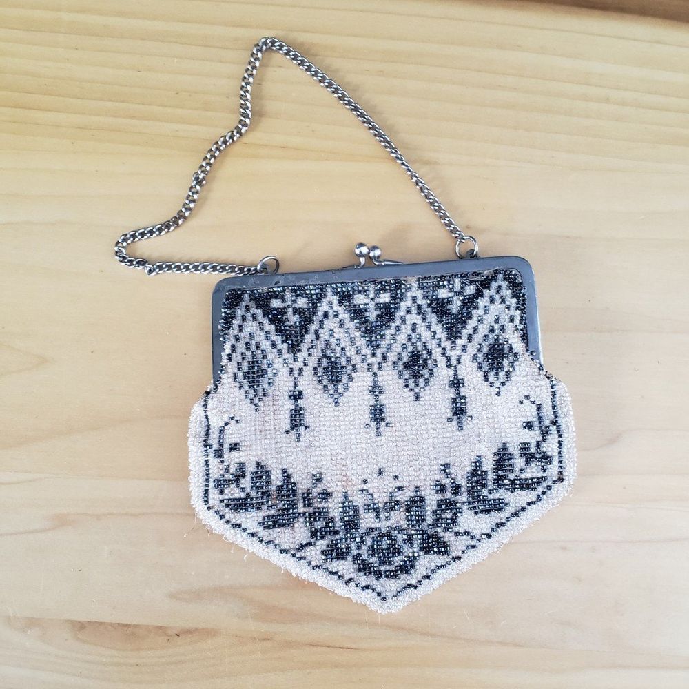 Vintage Beaded Handbag - Picture 2 of 5